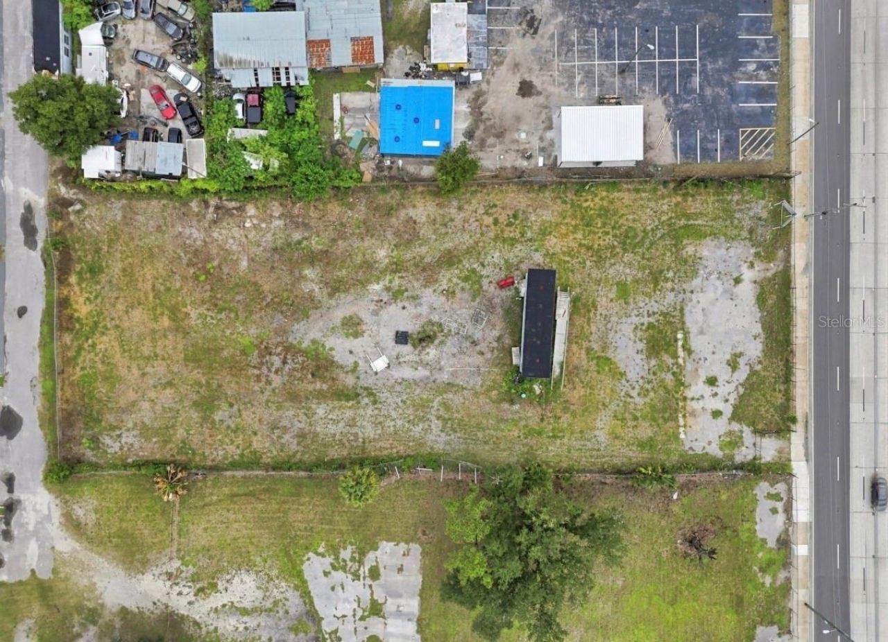 4946 E Hillsborough Avenue , Tampa, FL 33610 Photo