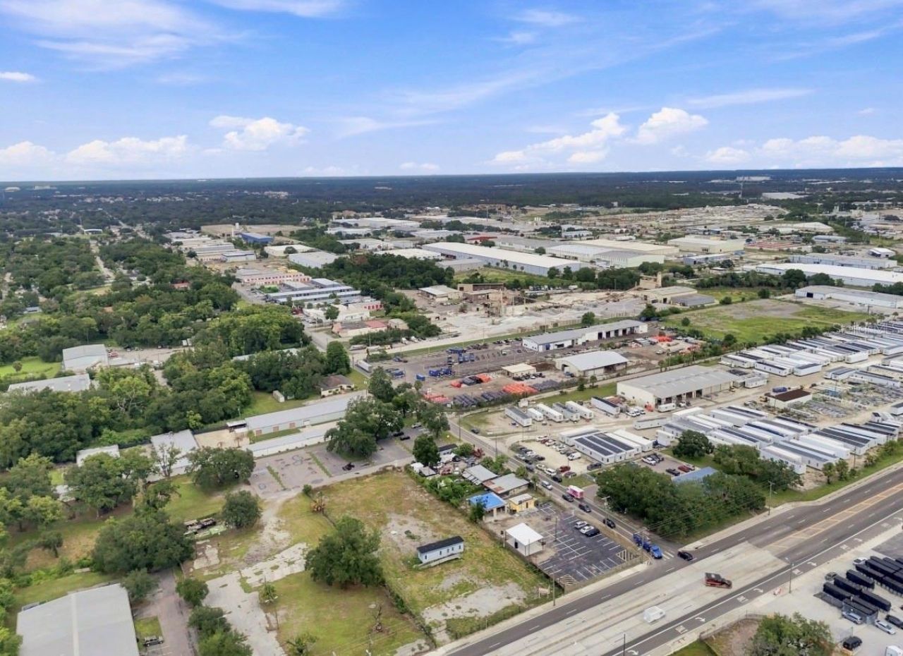 4946 E Hillsborough Avenue , Tampa, FL 33610 Photo