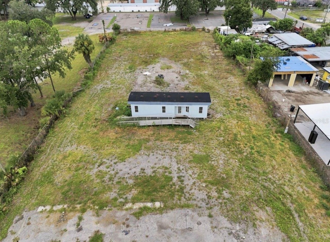 4946 E Hillsborough Avenue , Tampa, FL 33610 Photo
