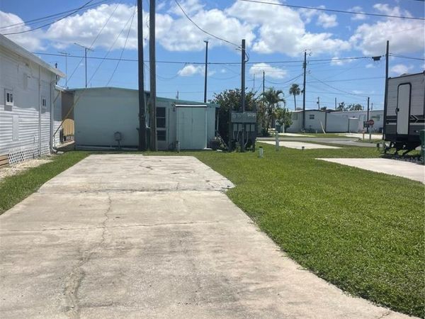 9 TENNESSEE STREET , PALMETTO, FL 34221