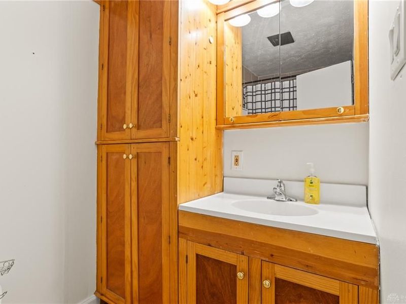 255 Hartshorn Drive, Vandalia, OH 45377 Photo 17