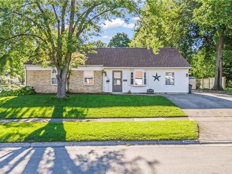 255 Hartshorn Drive, Vandalia, OH 45377 Photo 2