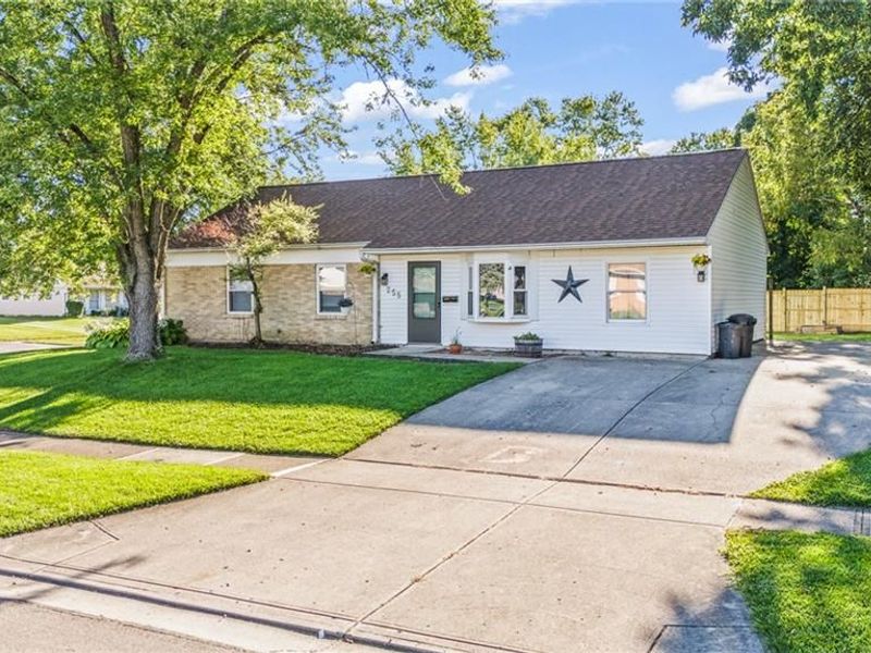 255 Hartshorn Drive, Vandalia, OH 45377 Photo 3