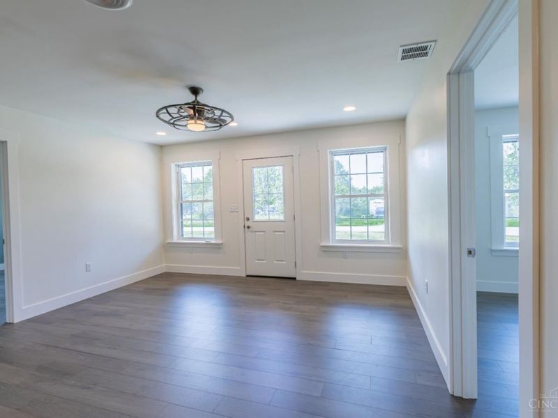 11849 Maple Trail, Hillsboro, OH 45133 Photo 8