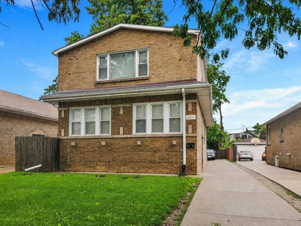 2031 S 5th Avenue, Maywood, IL 60153