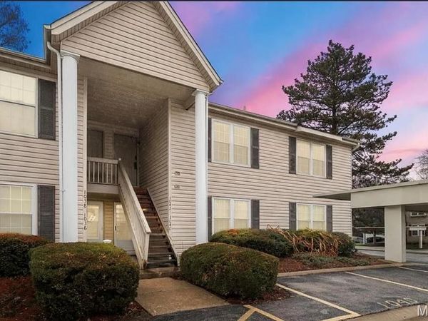1040 Sugar Creek Court, Unit 4, St Peters, MO 63376