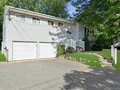 357 Town Line Road  East Northport, NY 11731