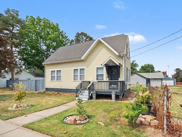 1719 Palmer Avenue, Kalamazoo, MI 49001