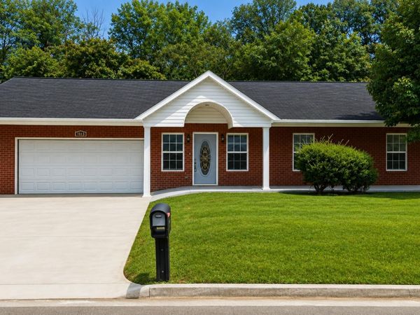 1818 Tillery Square Lane, Knoxville, TN 37912