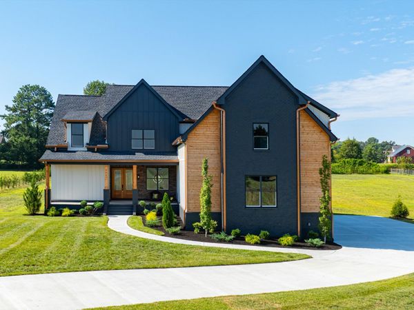 6447 Hopewell Rd , Springfield, TN 37172