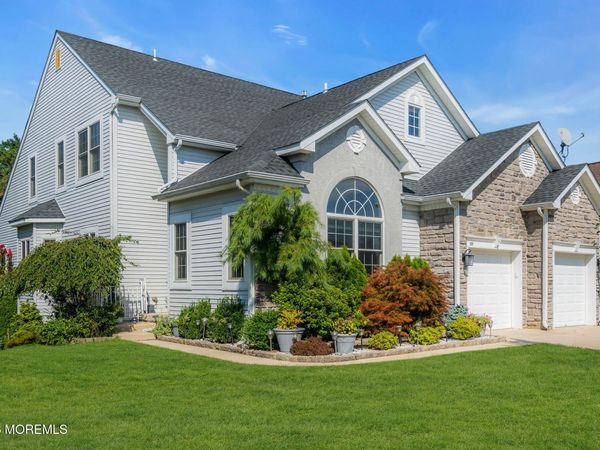 48 Spring Lake Boulevard, Waretown, NJ 08758