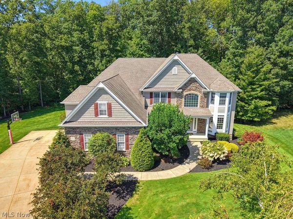 8247 Hemingway Lane, Concord Twp, OH 44060