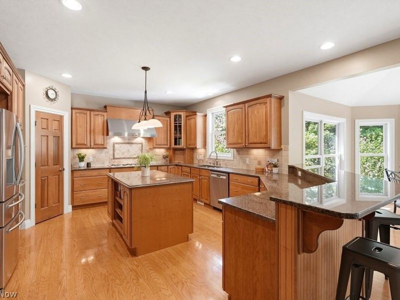 8247 Hemingway Lane, Concord Township, OH 44060 Photo 11