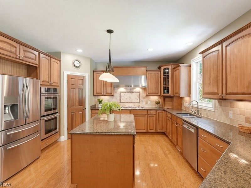 8247 Hemingway Lane, Concord Township, OH 44060 Photo 12