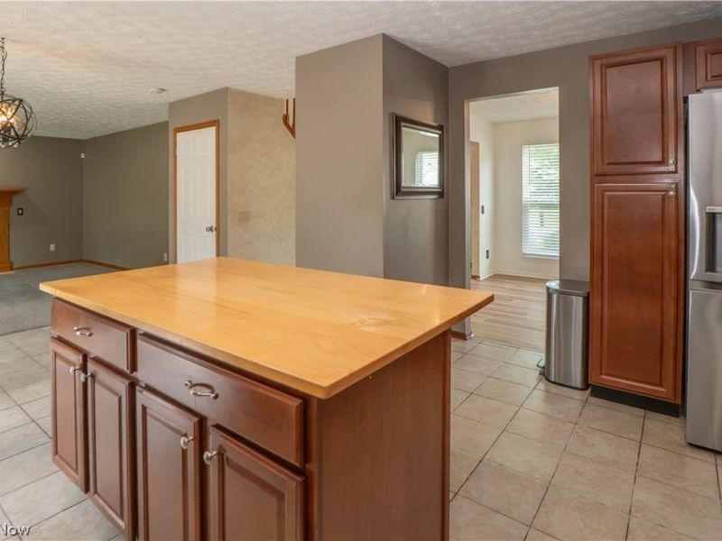 6526 Sugargrove Circle NE, Canton, OH 44721 Photo 14