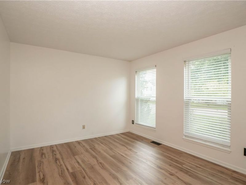 6526 Sugargrove Circle NE, Canton, OH 44721 Photo 23
