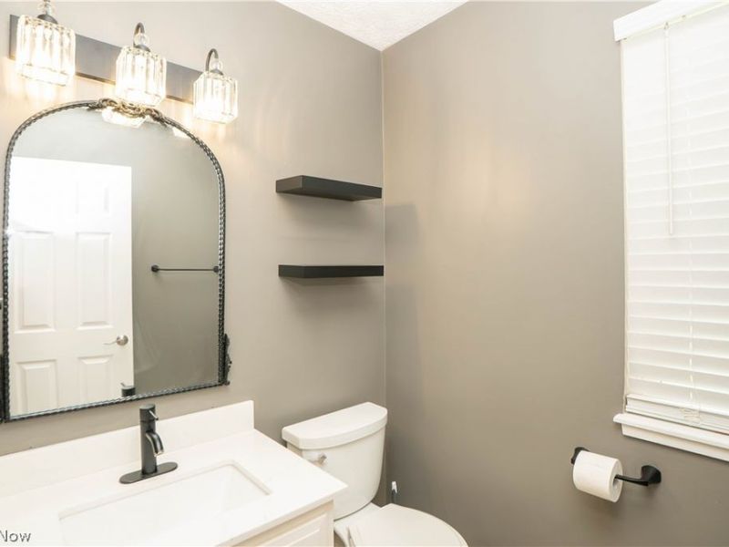 6526 Sugargrove Circle NE, Canton, OH 44721 Photo 24