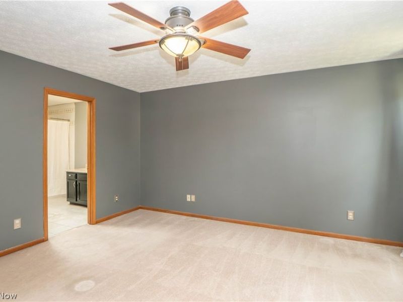 6526 Sugargrove Circle NE, Canton, OH 44721 Photo 29