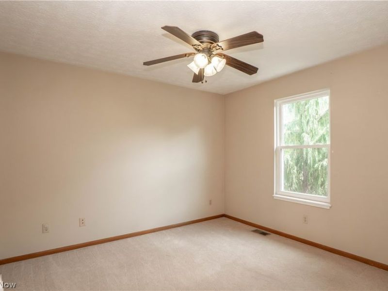 6526 Sugargrove Circle NE, Canton, OH 44721 Photo 32