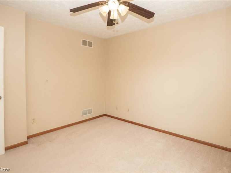 6526 Sugargrove Circle NE, Canton, OH 44721 Photo 34