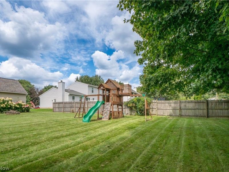 6526 Sugargrove Circle NE, Canton, OH 44721 Photo 43