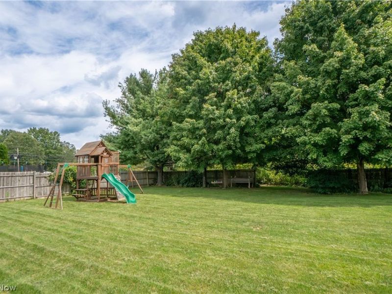 6526 Sugargrove Circle NE, Canton, OH 44721 Photo 44