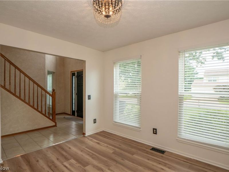 6526 Sugargrove Circle NE, Canton, OH 44721 Photo 6
