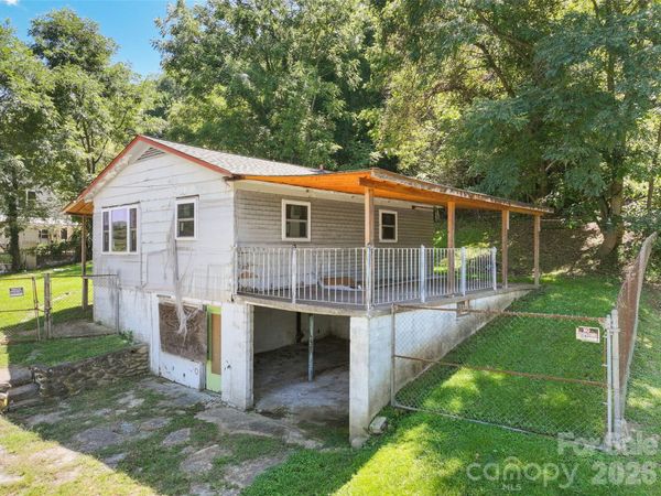 24 Vine Street , Canton, NC 28716