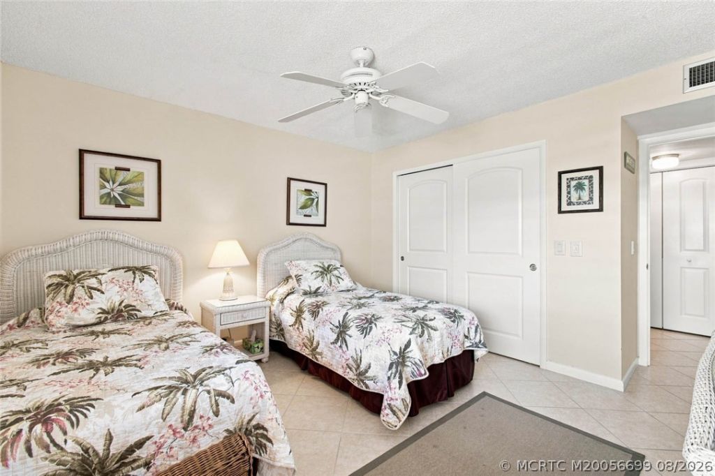 529 NE Plantation Road, Unit 407, Stuart, FL 34996 Photo