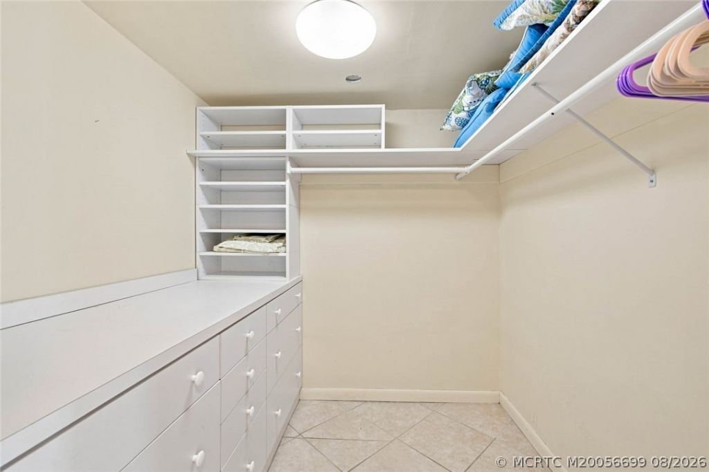 529 NE Plantation Road, Unit 407, Stuart, FL 34996 Photo