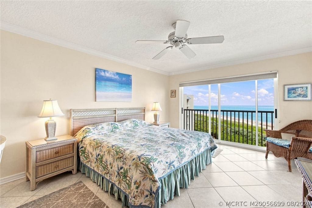 529 NE Plantation Road, Unit 407, Stuart, FL 34996 Photo