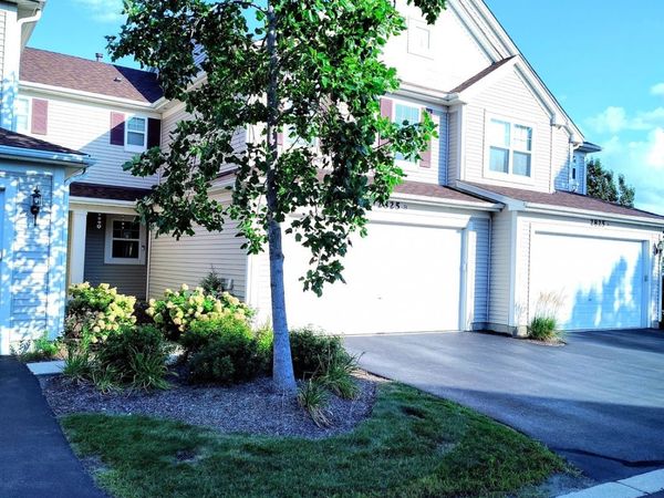 Unit B, Wauconda, IL 60084