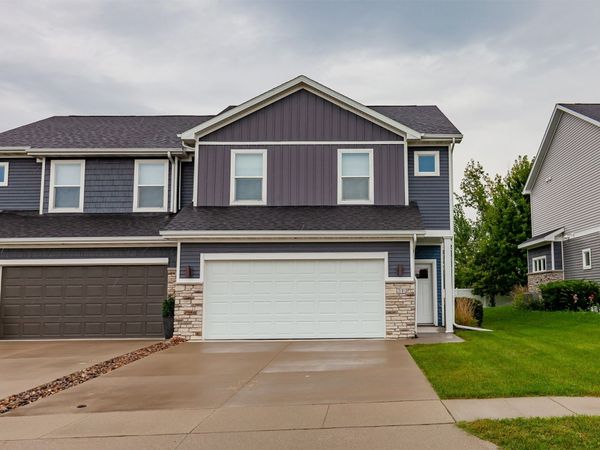 212 Larson Drive, Huxley, IA 50124