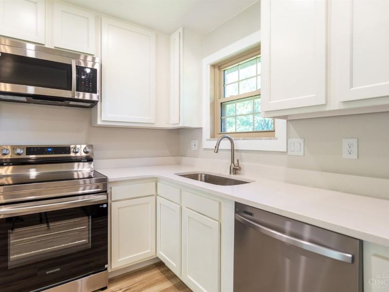 5330 Sherry Lane, Fairfield, OH 45014 Photo 9