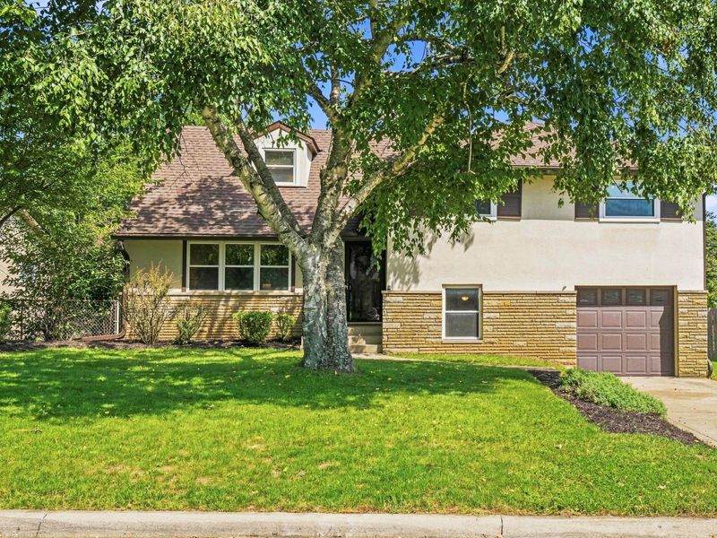 1026 Havendale Drive, Columbus, OH 43220 Photo 1