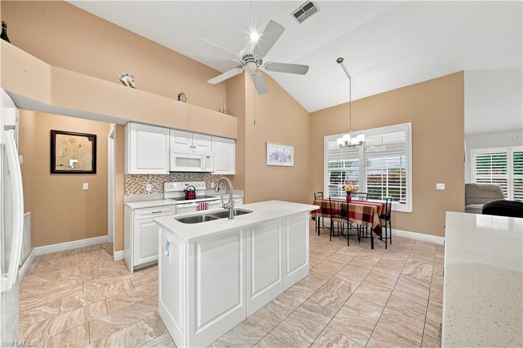 22178 Seashore Cir, Estero, FL 33928 Photo