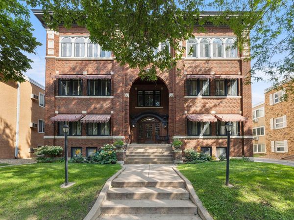 2719 Humboldt Avenue S, Unit E, Minneapolis, MN 55408