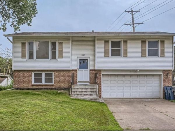 8027 Fairmont Circle NE, Fridley, MN 55432