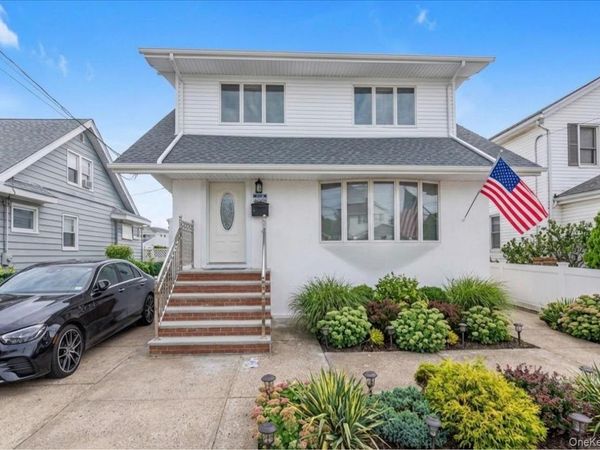 160-35 99th Street , Howard Beach, NY 11414