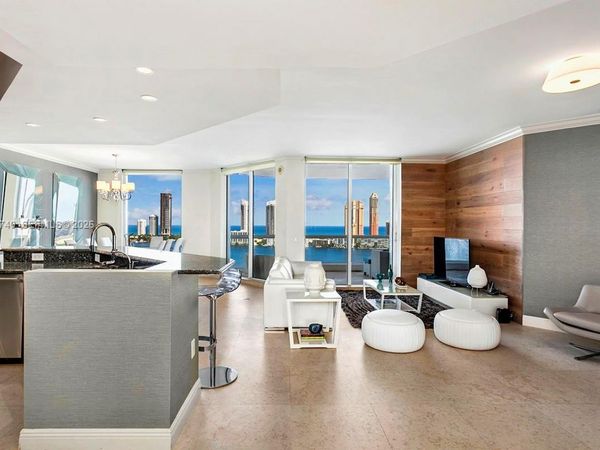6000 Island Blvd , Unit 2204, Aventura, FL 33160