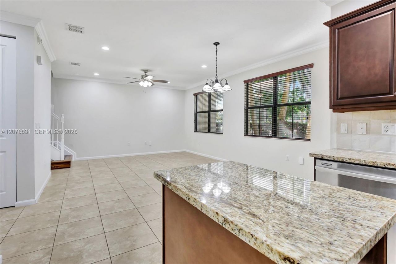 12430 NW 32nd Mnr , Sunrise, FL 33323 Photo