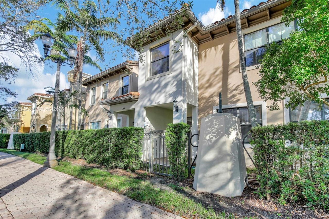 12430 NW 32nd Mnr , Sunrise, FL 33323 Photo