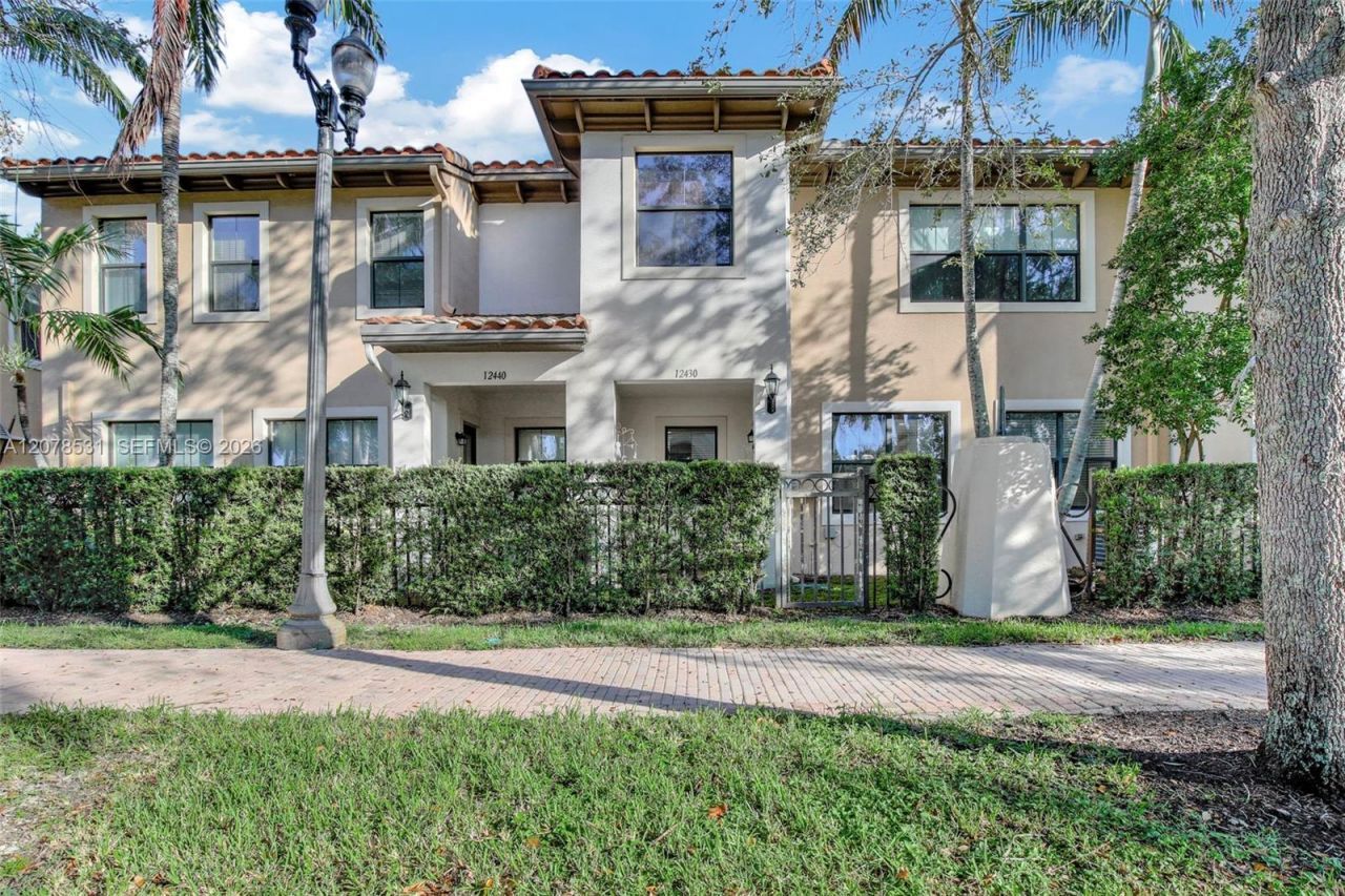 12430 NW 32nd Mnr , Sunrise, FL 33323 Photo