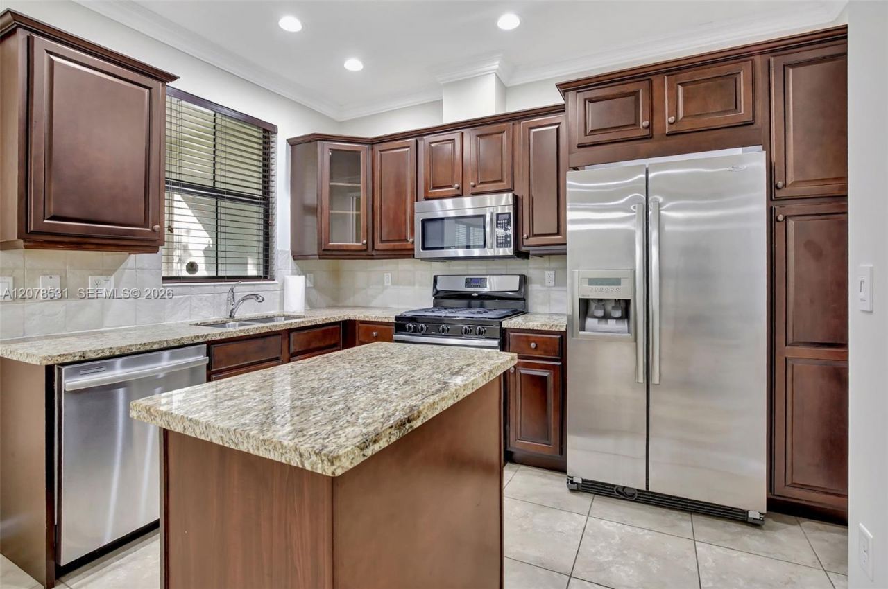 12430 NW 32nd Mnr , Sunrise, FL 33323 Photo