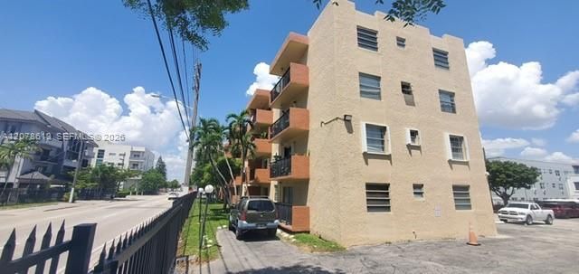 677 SW 9th Ave , Unit 102, Miami, FL 33130 Photo