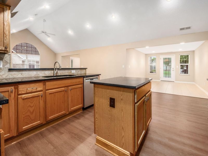 4888 Ashleigh Drive, Dublin, OH 43016 Photo 18