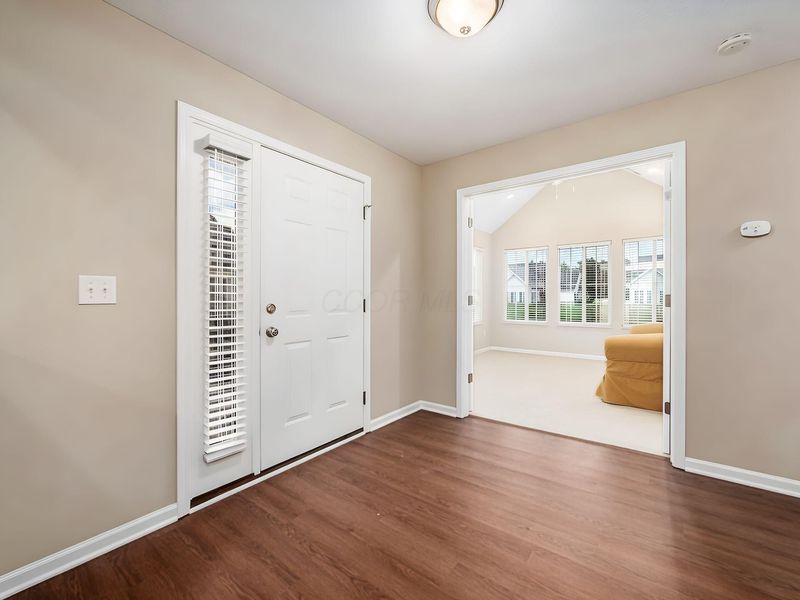 4888 Ashleigh Drive, Dublin, OH 43016 Photo 5