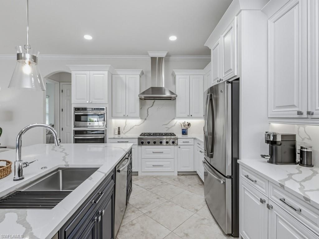 9546 Firenze Cir, Naples, FL 34113 Photo
