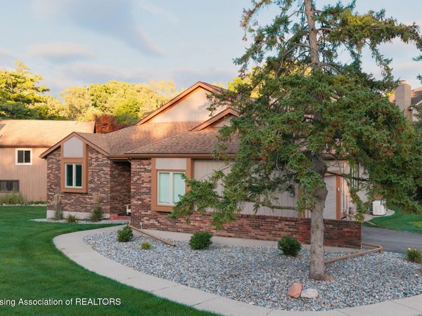 2610 Woodhill Drive, Okemos, MI 48864