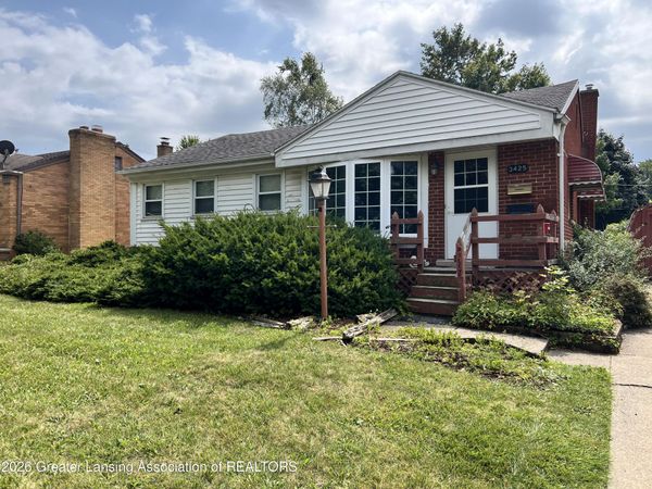 3425 Macon Avenue, Lansing, MI 48917